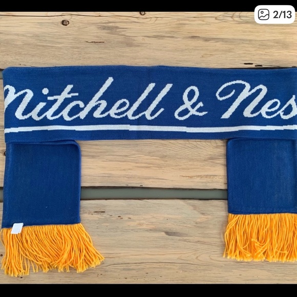 Los Angeles Rams Mitchell & Ness Knit Scarf With Embroidered Team Helmets - Picture 4 of 4